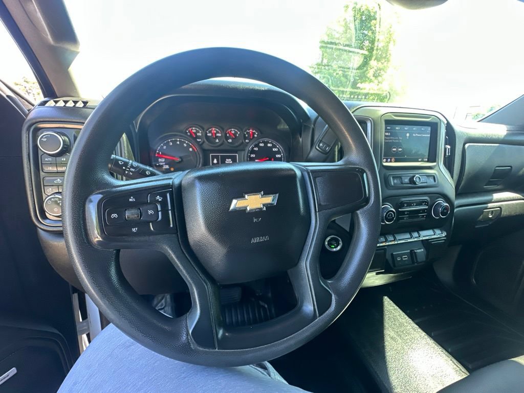 Used 2022 Chevrolet Silverado 1500 W/T w/ WT Value Package AWD/4WD image 19