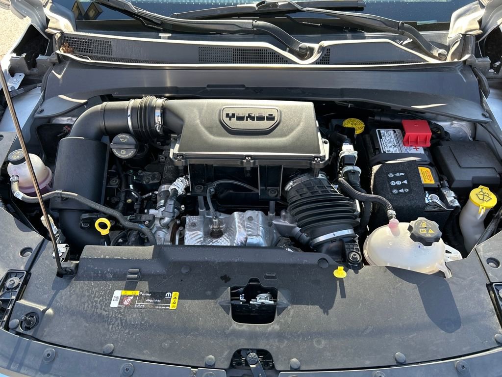 Used 2024 Jeep Compass Latitude image 29