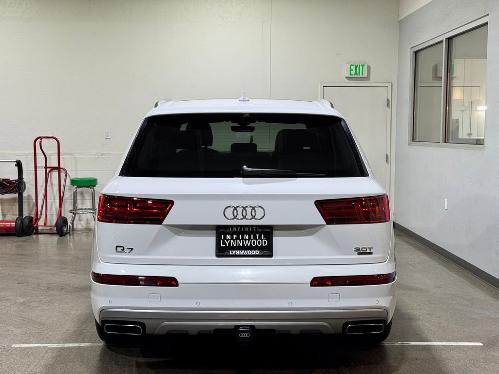 Used 2018 Audi Q7 3.0T Prestige w/ Prestige Package image 5