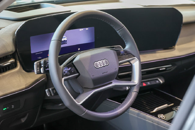 New 2026 Audi Q3 quattro 2.0T AWD/4WD image 23