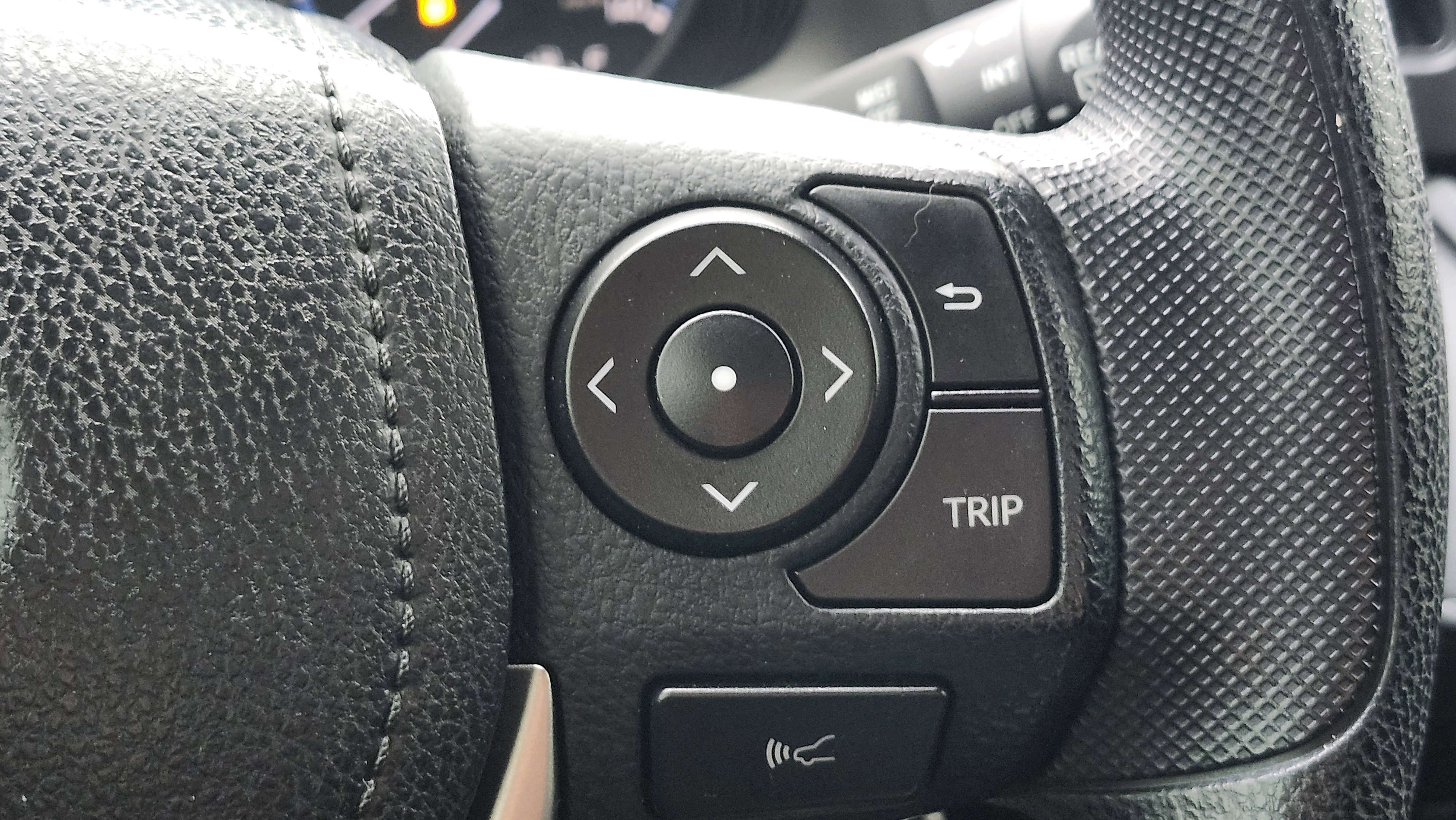 Used 2017 Toyota RAV4 LE image 29