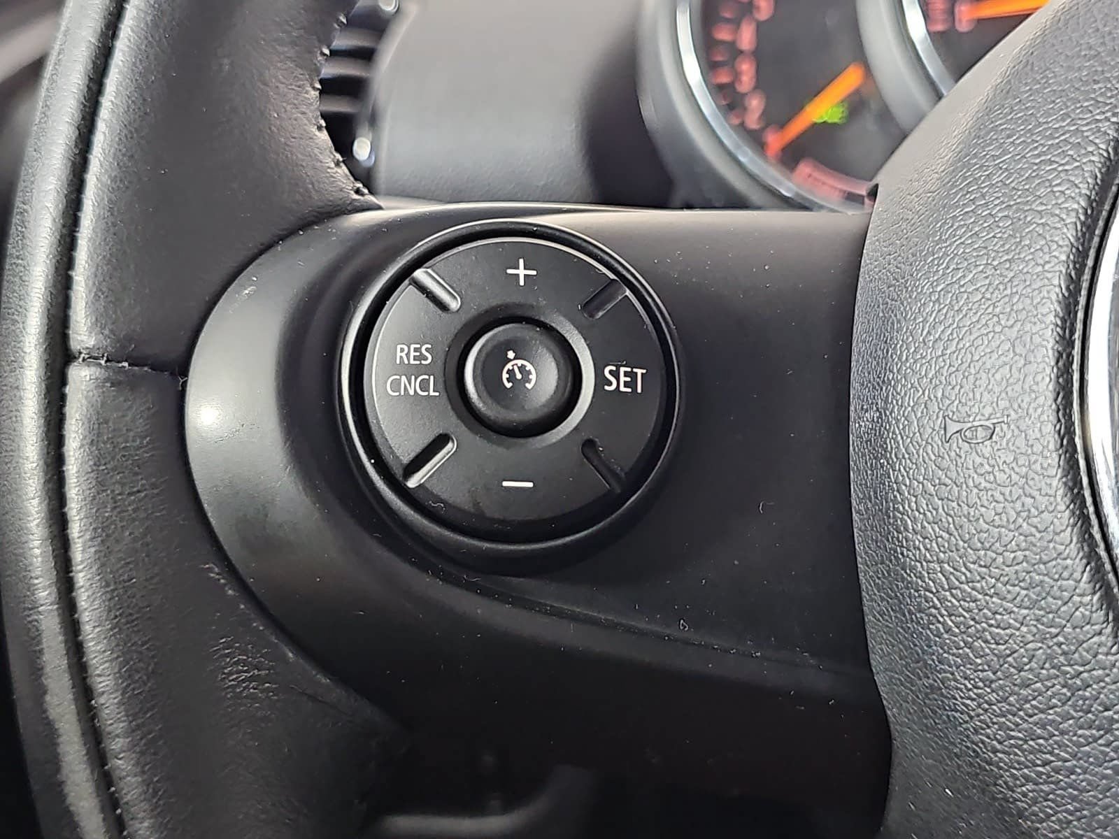 Used 2016 MINI Cooper Clubman S FWD image 14