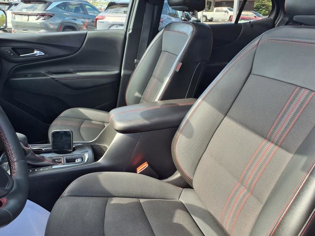 Used 2024 Chevrolet Equinox RS image 8