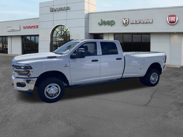 New 2026 RAM 3500 Tradesman AWD/4WD image 6