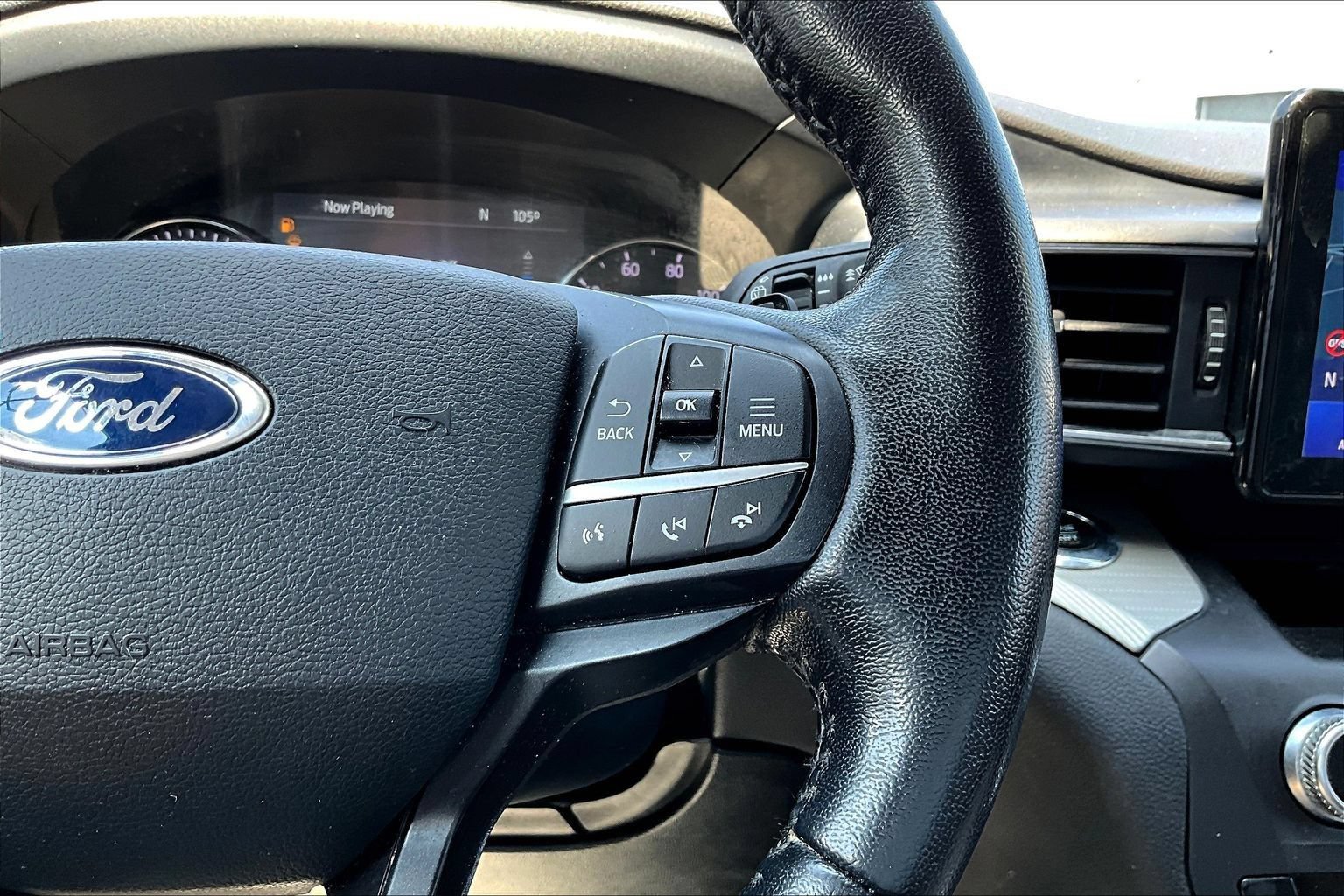 Used 2020 Ford Explorer XLT w/ Equipment Group 202A AWD/4WD image 13
