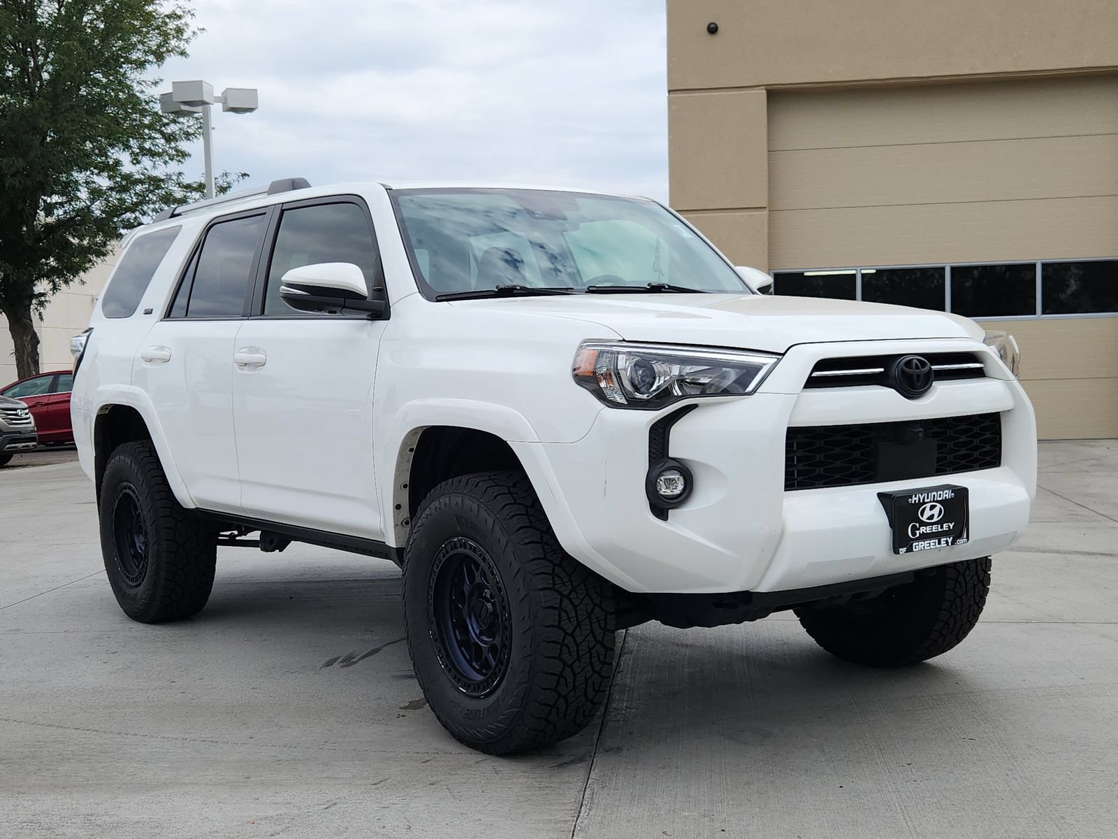Used 2024 Toyota 4Runner SR5 Premium w/ SR5 Premium Package AWD/4WD image 7