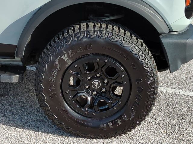 Used 2021 Ford Bronco Outer Banks w/ Sasquatch Package AWD/4WD image 11