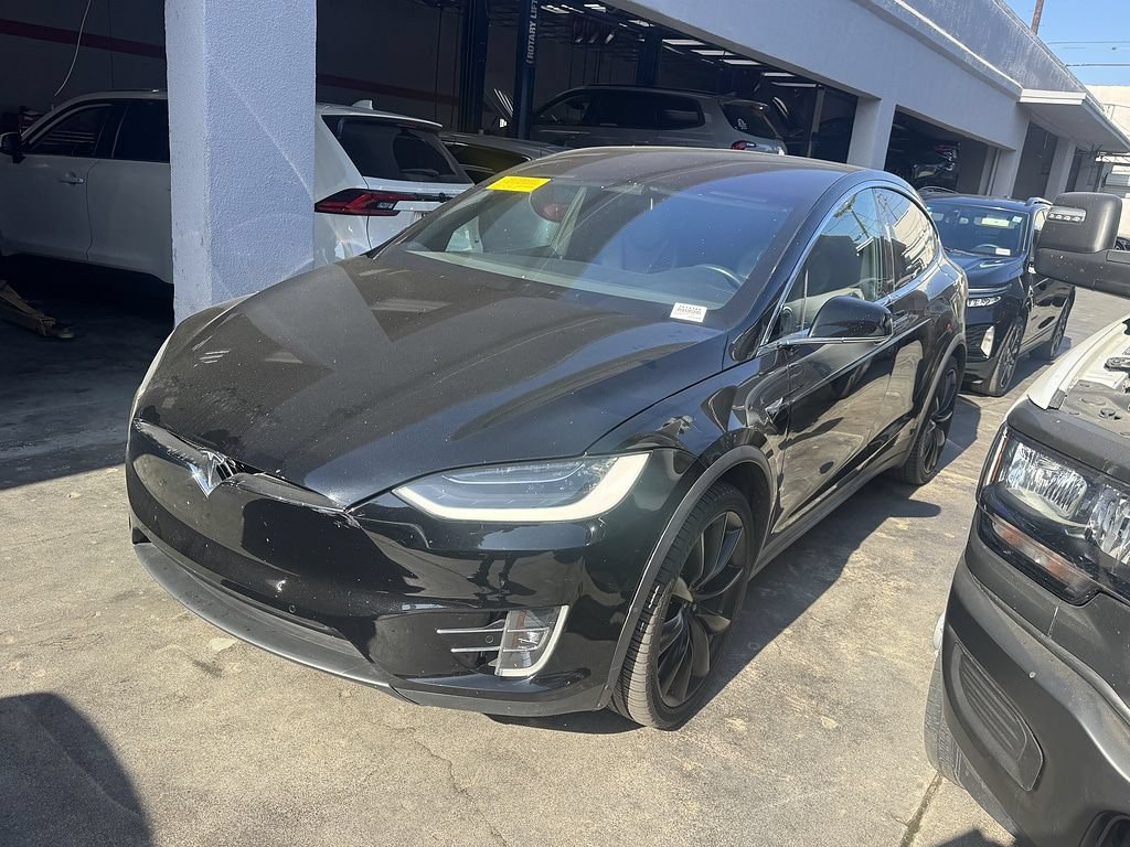 Used 2019 Tesla Model X 75D AWD/4WD image 3
