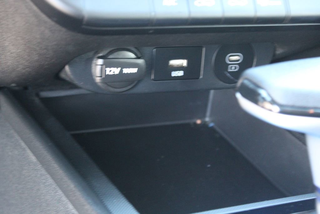 Used 2025 Hyundai Elantra SE image 20
