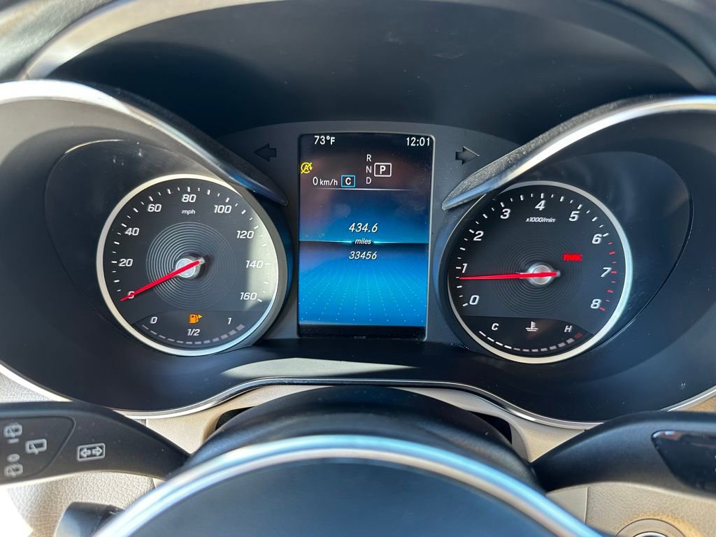 Used 2022 Mercedes-Benz GLC 300 4MATIC image 16