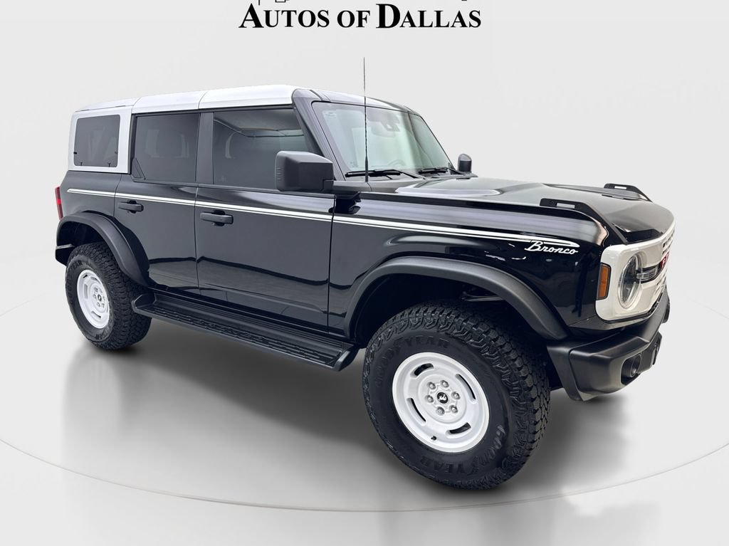 Used 2025 Ford Bronco Heritage Edition AWD/4WD image 2