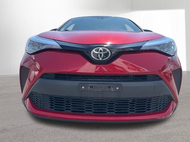 Used 2020 Toyota C-HR XLE FWD image 18