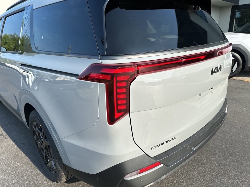 New 2026 Kia Carnival SX Prestige image 9