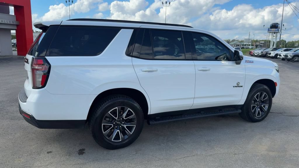 Used 2021 Chevrolet Tahoe Z71 w/ Luxury Package AWD/4WD image 7