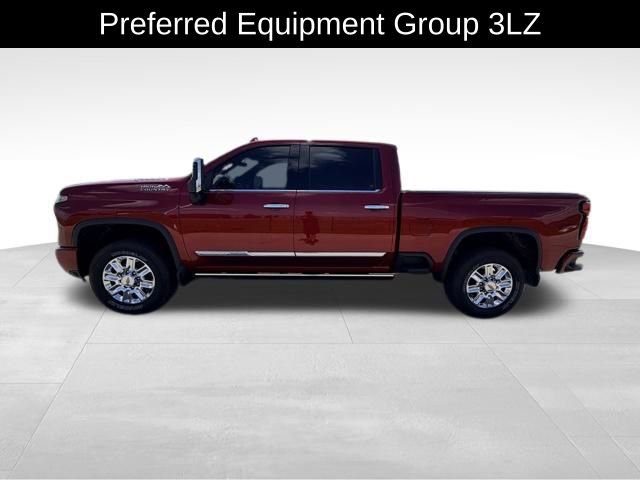 Certified 2024 Chevrolet Silverado 2500 High Country w/ High Country Premium Package AWD/4WD image 4