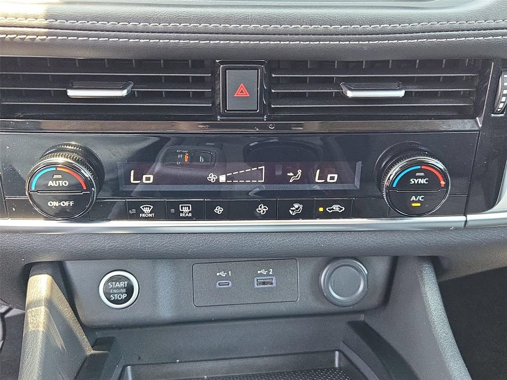 Used 2021 Nissan Rogue SV FWD image 34