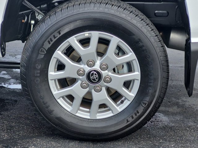 Used 2026 Toyota Tacoma SR5 AWD/4WD image 13