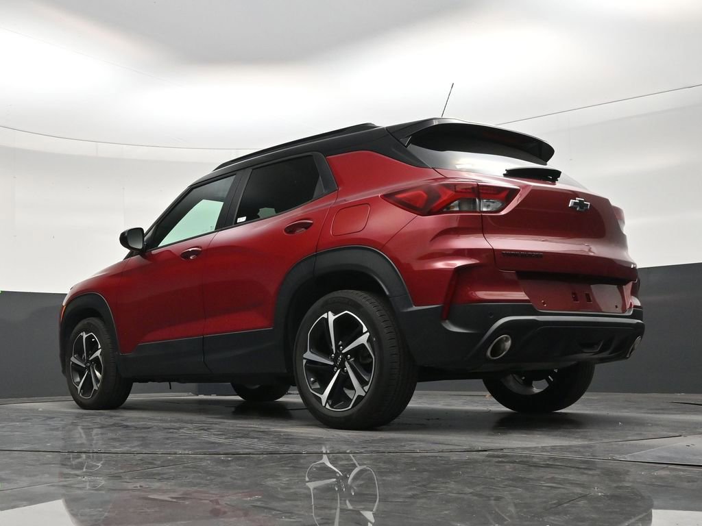 Used 2021 Chevrolet TrailBlazer RS w/ Technology Package FWD image 22
