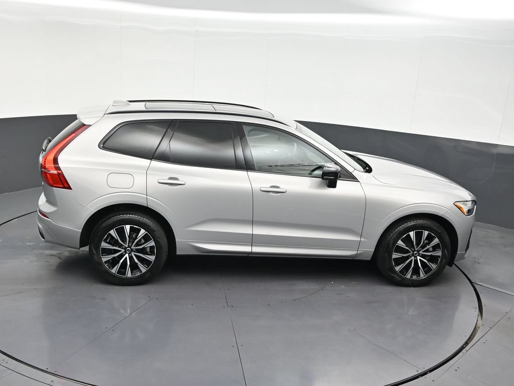 Certified 2024 Volvo XC60 B5 Core AWD/4WD image 24
