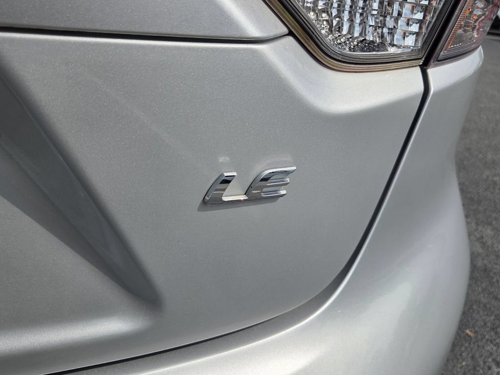 Used 2023 Toyota Corolla LE FWD image 11