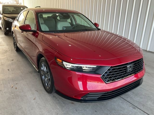 Certified 2024 Honda Accord EX image 27