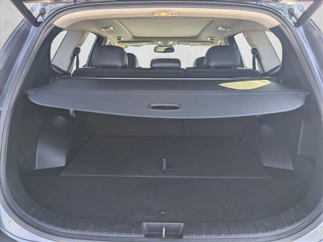 Used 2019 Hyundai Santa Fe Limited image 18