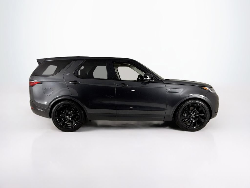 Used 2025 Land Rover Discovery S AWD/4WD image 6