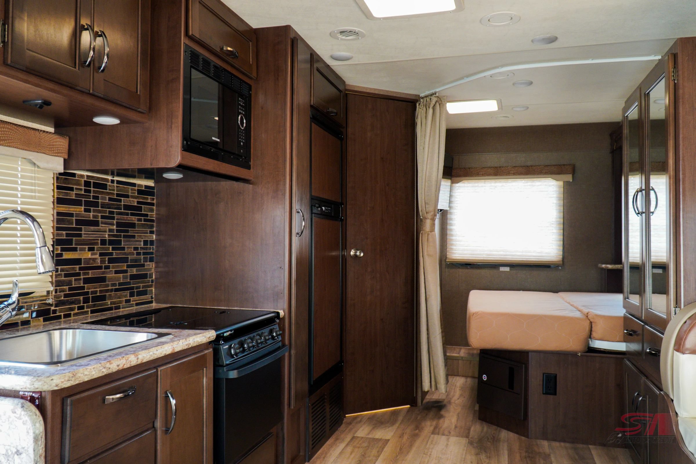 Used 2017 Ford E-350 and Econoline 350 Super Duty w/ Motorhome Prep Package RWD image 22
