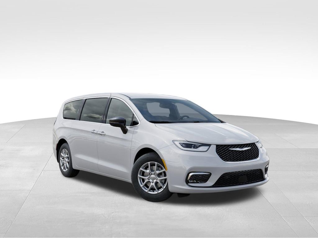 New 2026 Chrysler Pacifica Select FWD image 5