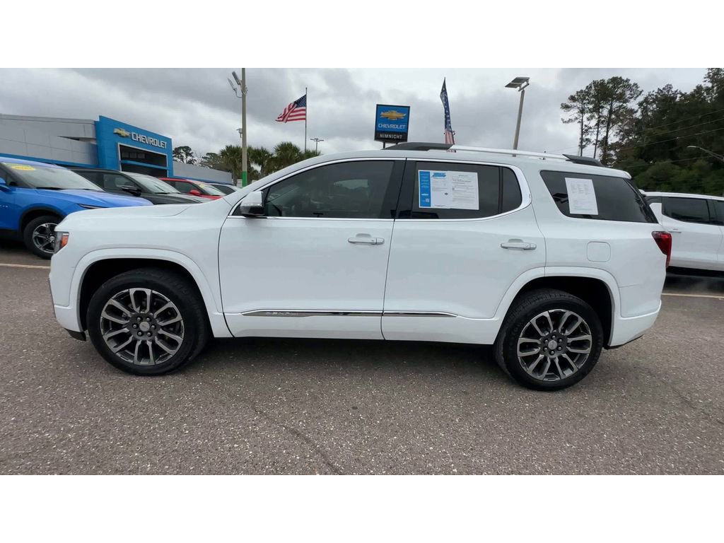 Used 2022 GMC Acadia Denali w/ Denali Technology Package image 5