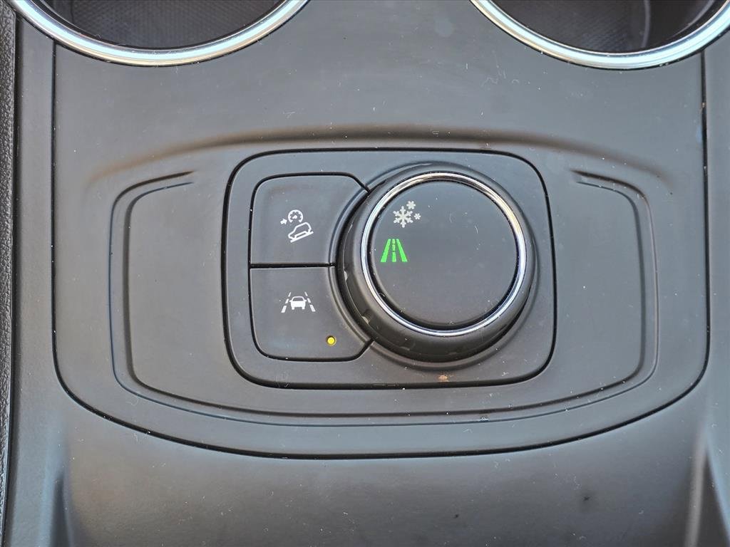 Used 2024 GMC Terrain SLE image 19