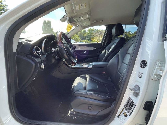 Used 2019 Mercedes-Benz GLC 300 image 18