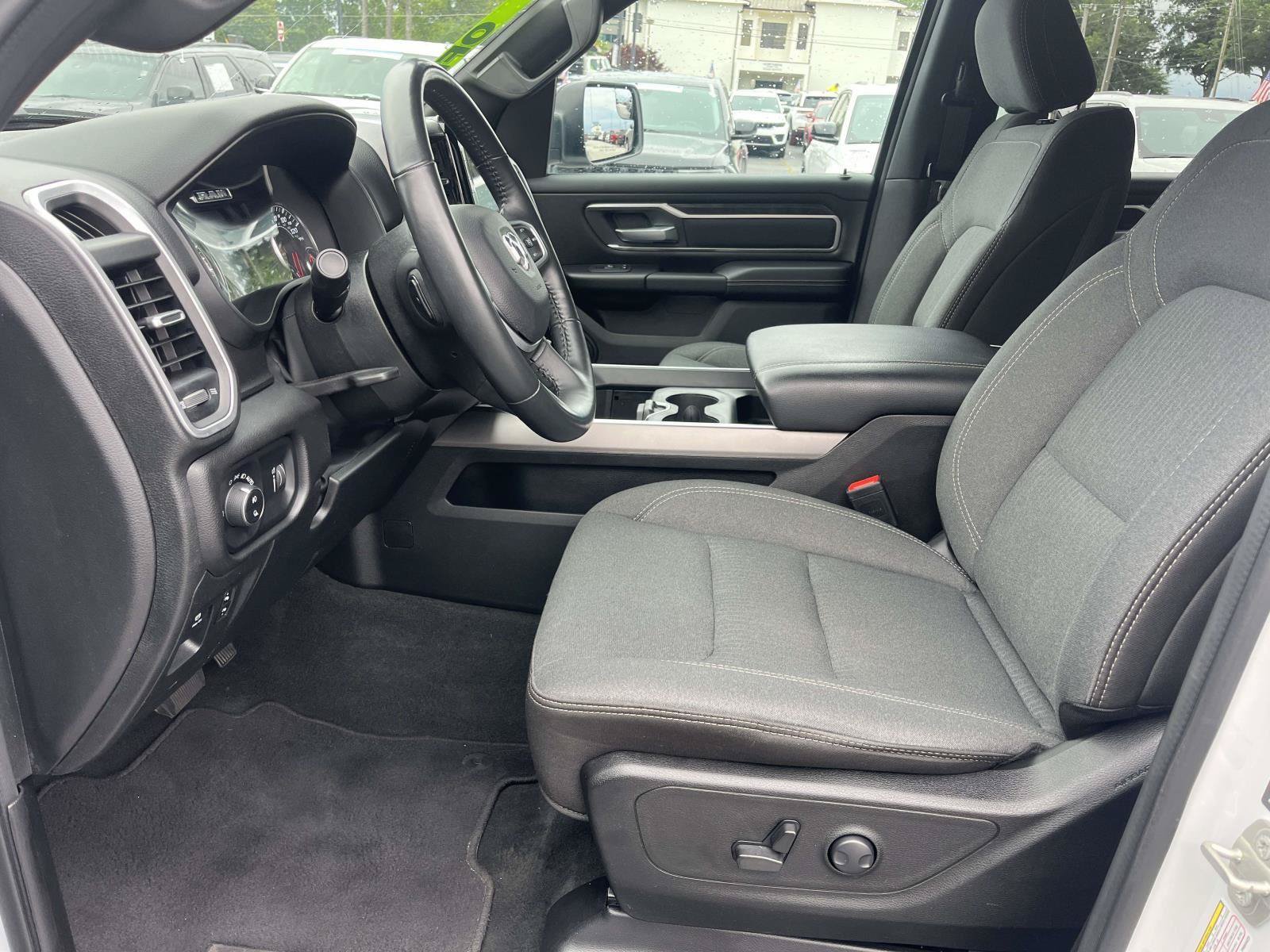 Used 2023 RAM 1500 Big Horn AWD/4WD image 14