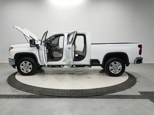 Used 2023 Chevrolet Silverado 2500 LTZ w/ LTZ Premium Package AWD/4WD image 12