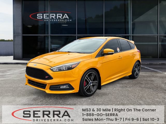 Used 2016 Ford Focus ST w/ Equipment Group 401A FWD image 1