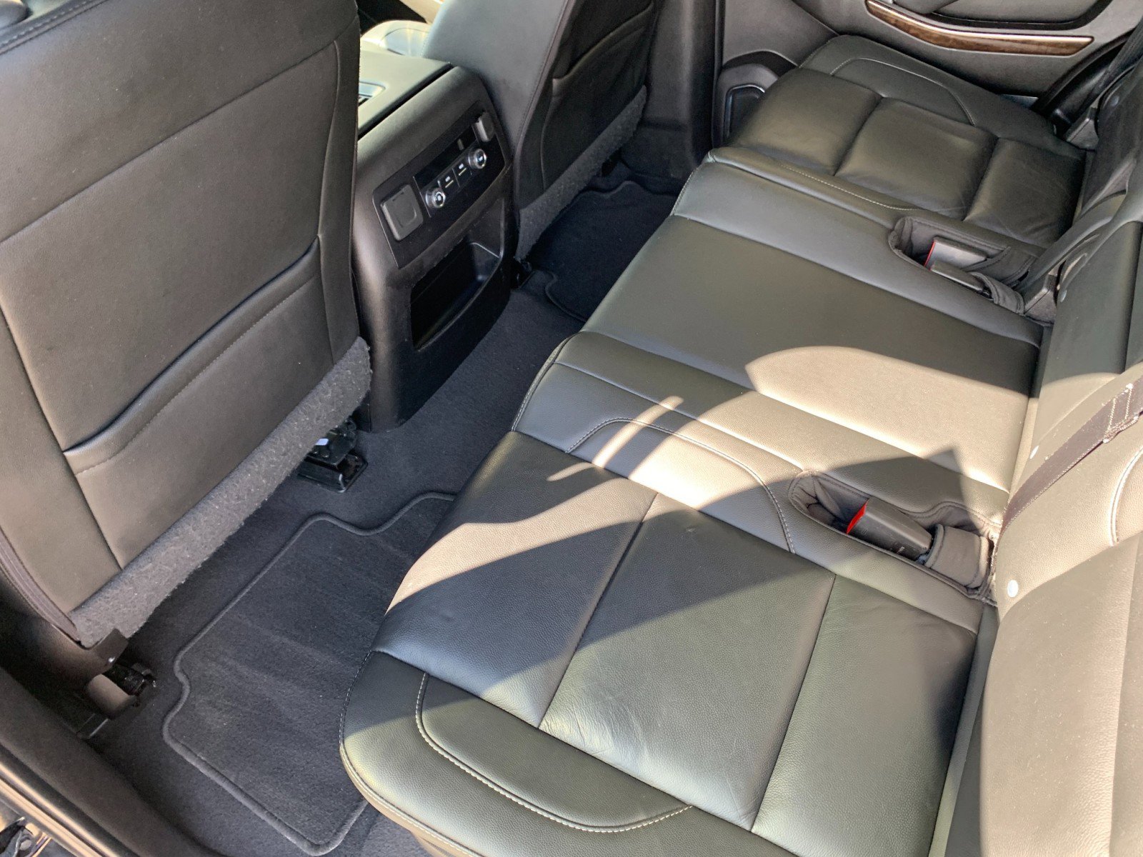 Used 2019 Chevrolet Tahoe LT image 30