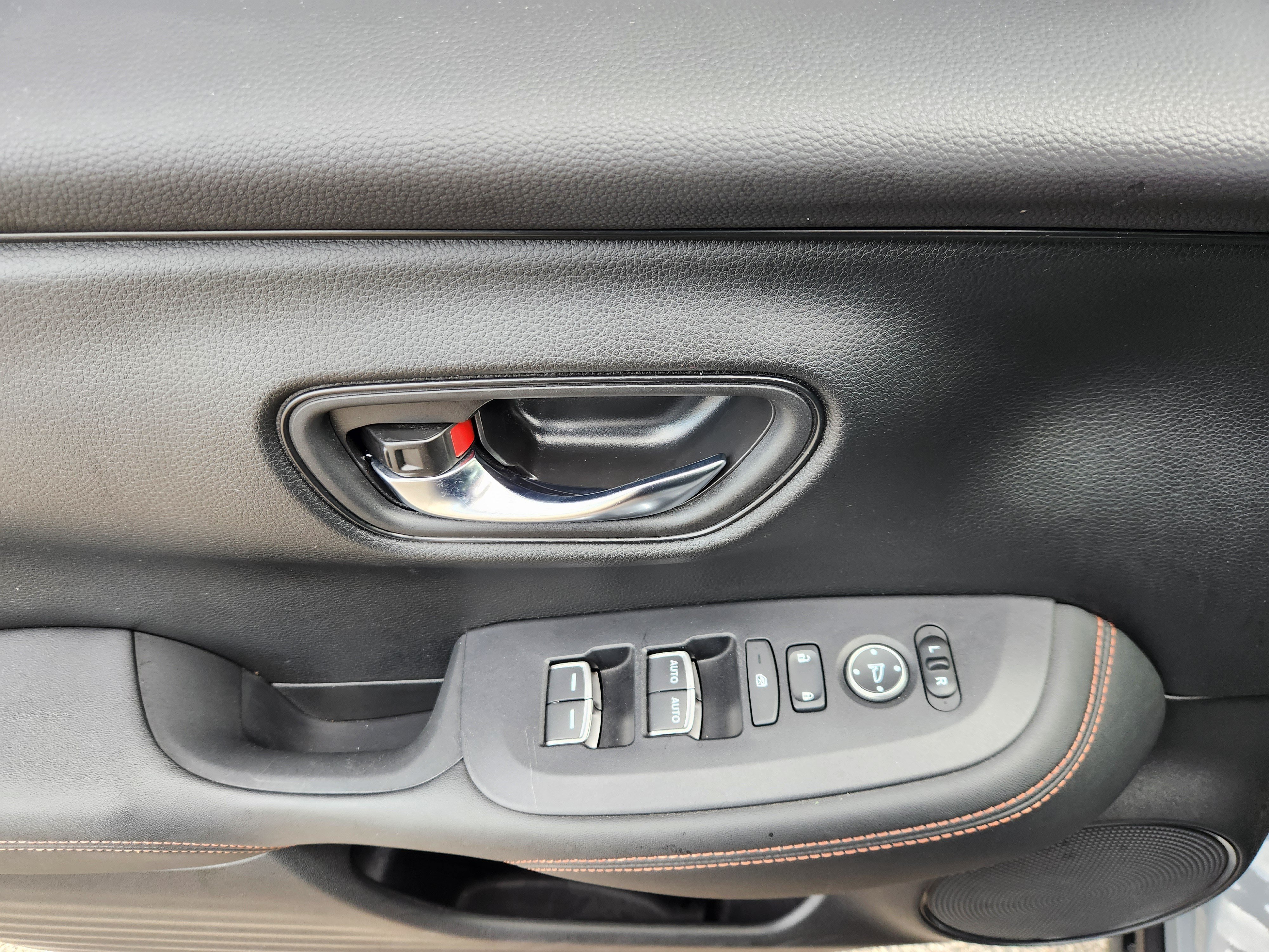 Certified 2024 Honda HR-V Sport image 16