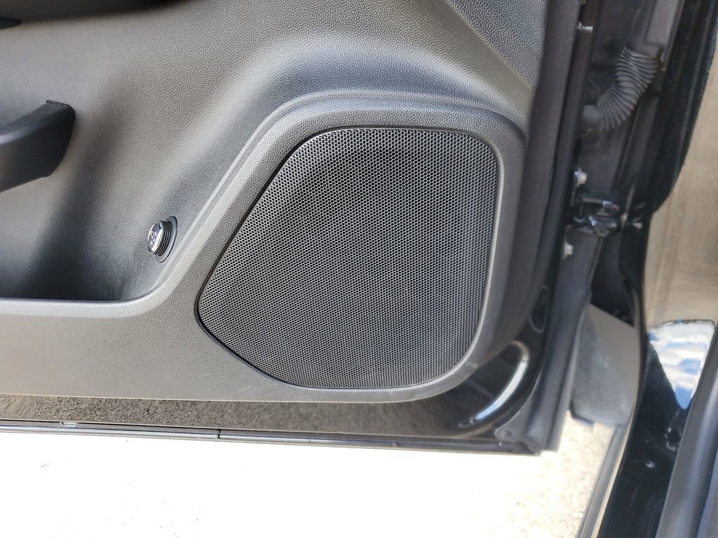 Used 2022 Chevrolet Blazer LT image 30