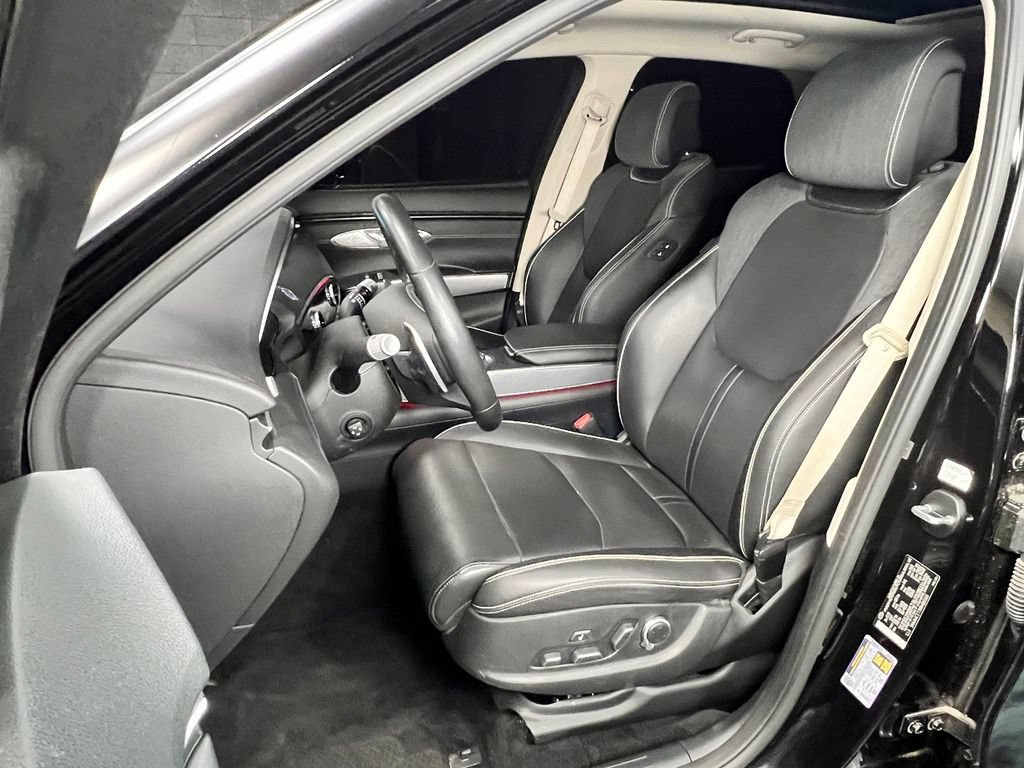 Used 2024 Genesis Electrified GV70 AWD/4WD image 5