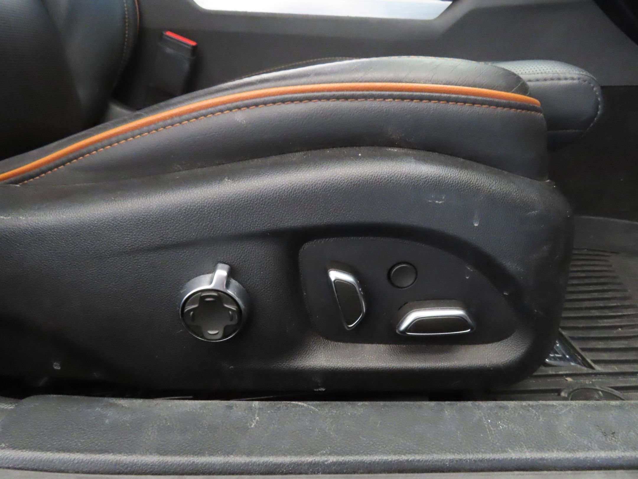 Used 2022 Cadillac CT4 Sport w/ Climate Package image 27