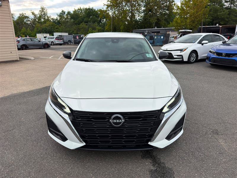 Used 2025 Nissan Altima 2.5 S FWD image 9