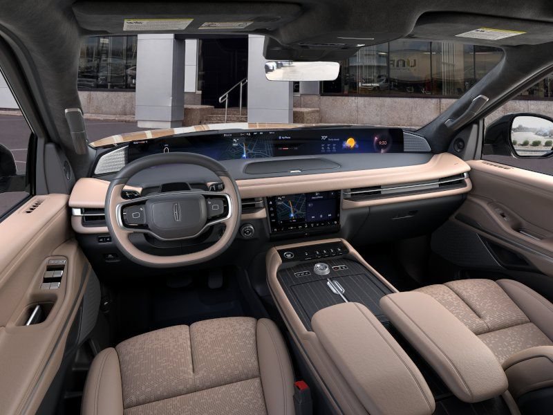 New 2026 Lincoln Navigator L Black Label AWD/4WD image 26