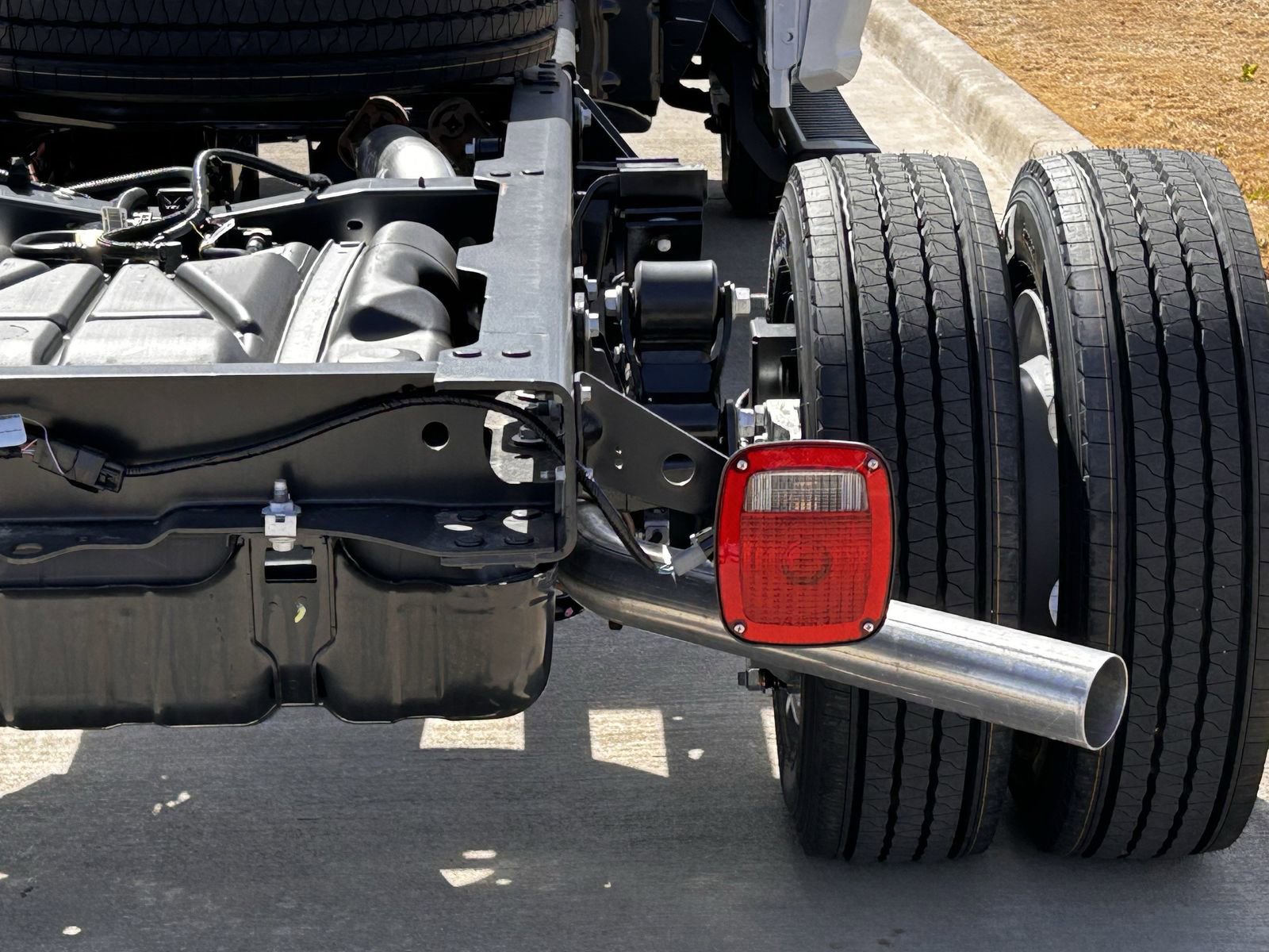 New 2026 Ford F600 4x4 Regular Cab Super Duty w/ XL Chrome Package image 6