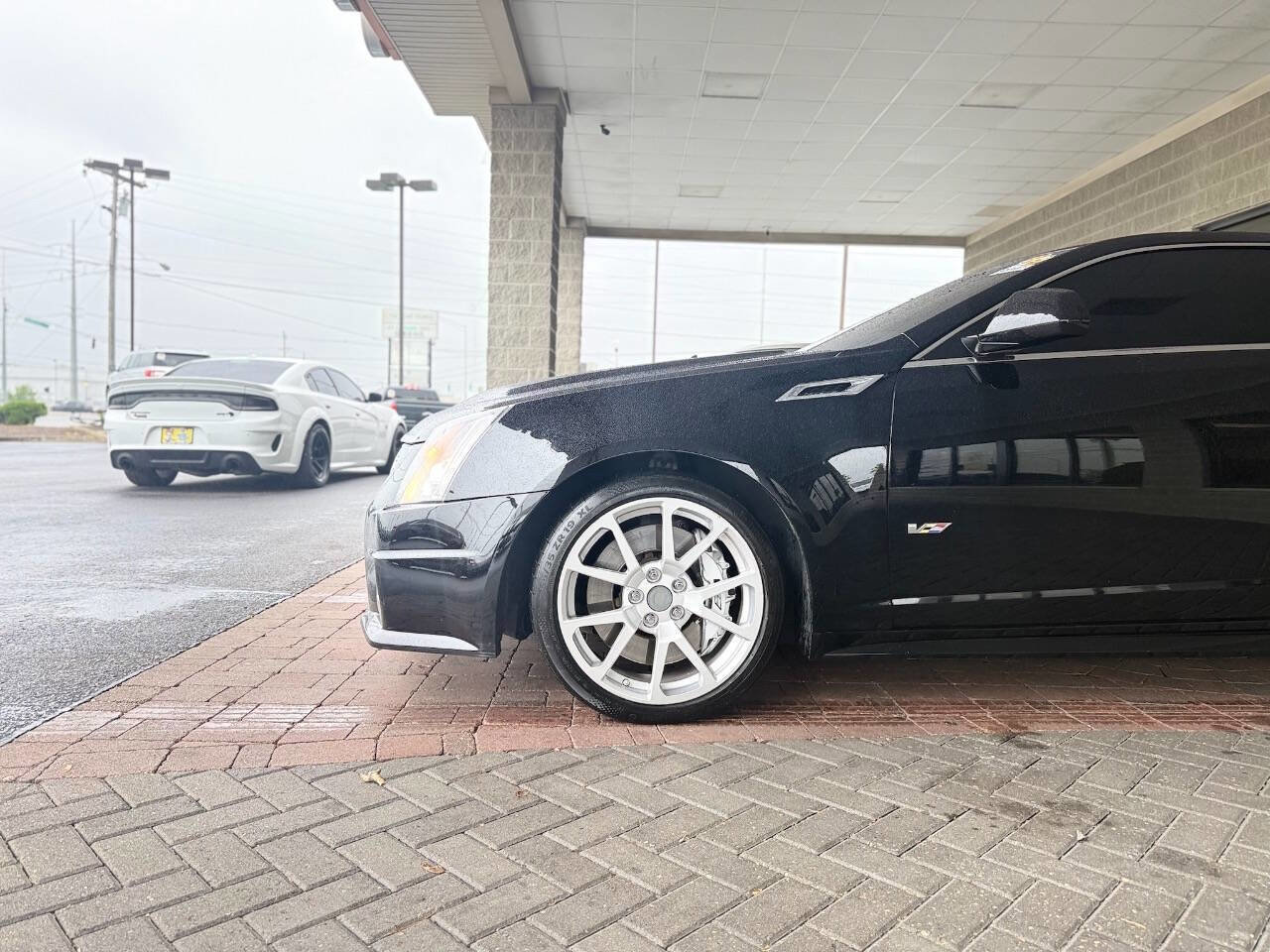 Used 2011 Cadillac CTS V w/ Wood Trim Package RWD image 5