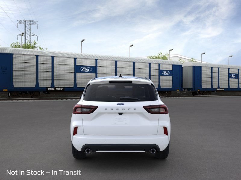 New 2023 Ford Escape ST-Line w/ Tech Pack #1 AWD/4WD image 5