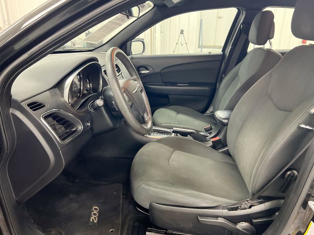 Used 2012 Chrysler 200 LX image 18