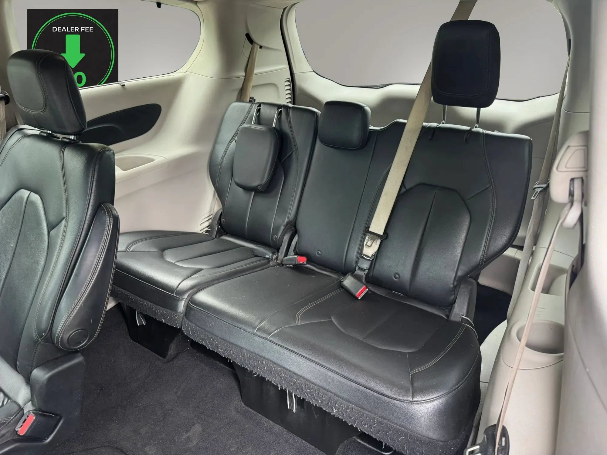 Used 2017 Chrysler Pacifica Touring-L FWD image 23