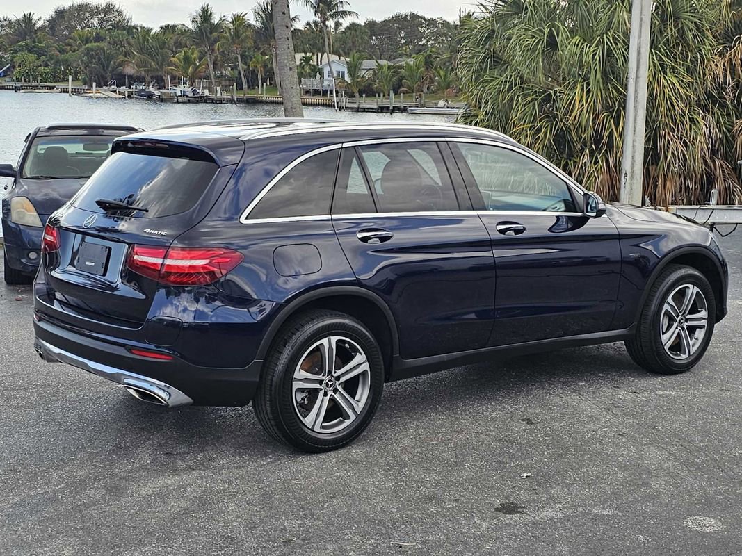 Used 2019 Mercedes-Benz GLC 350e 4MATIC image 14
