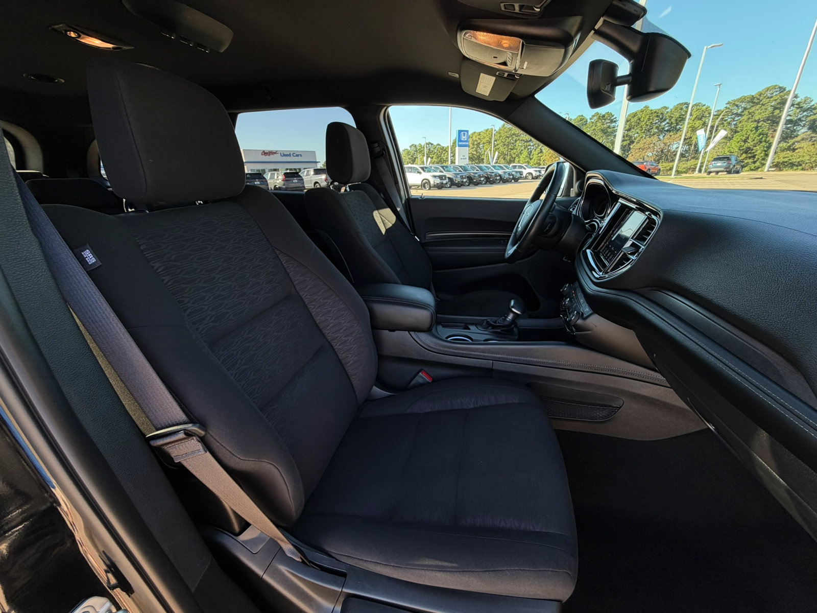 Used 2023 Dodge Durango SXT AWD/4WD image 13