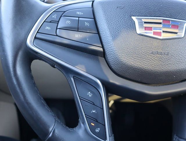 Used 2017 Cadillac XT5 Premium Luxury image 24